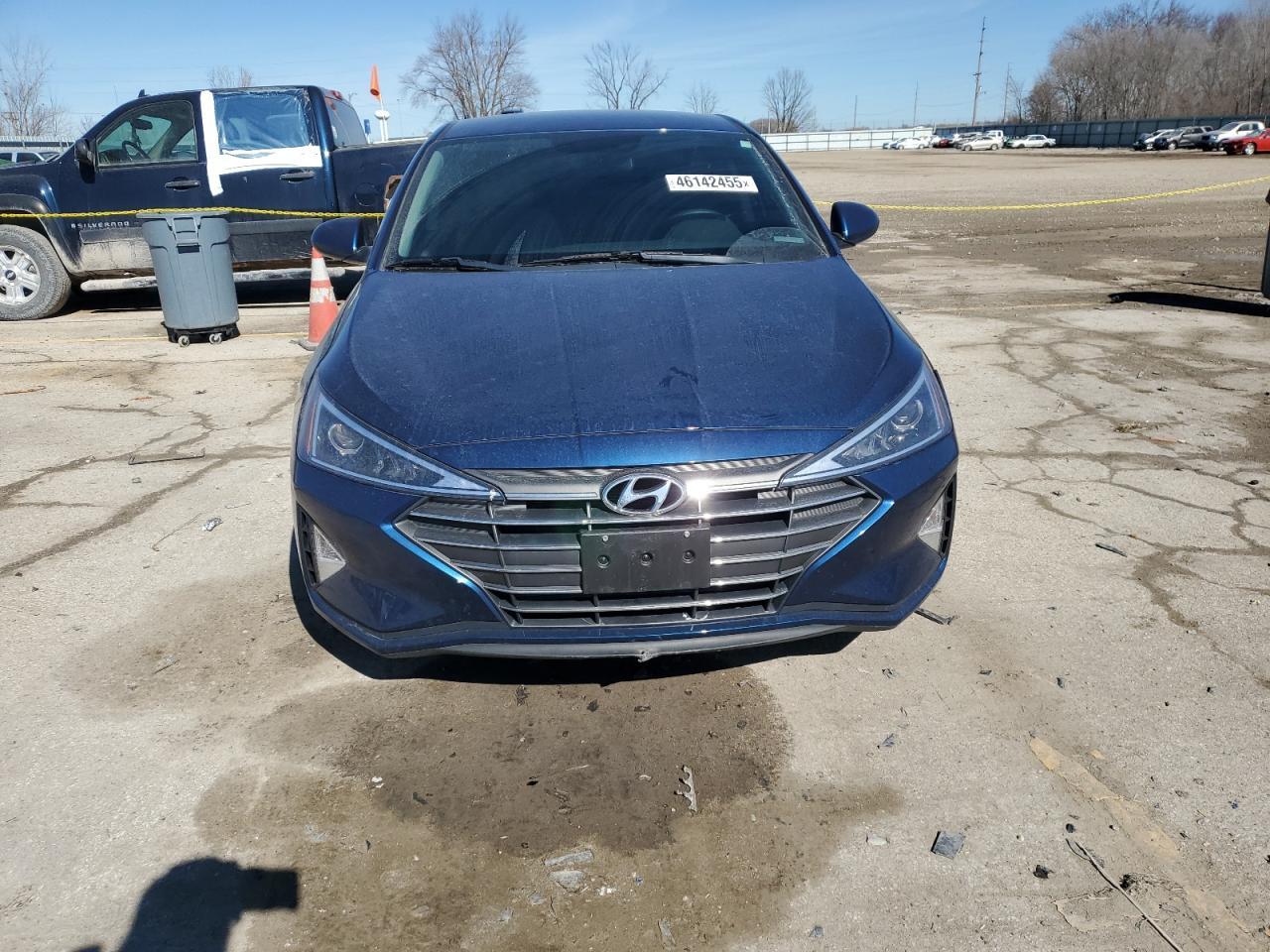 2019 HYUNDAI ELANTRA SE - Image 5
