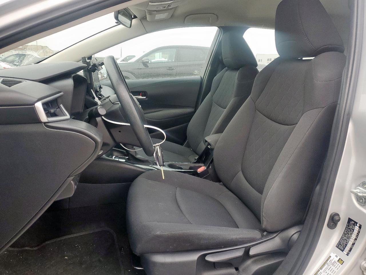 2021 TOYOTA COROLLA LE - Фото 7