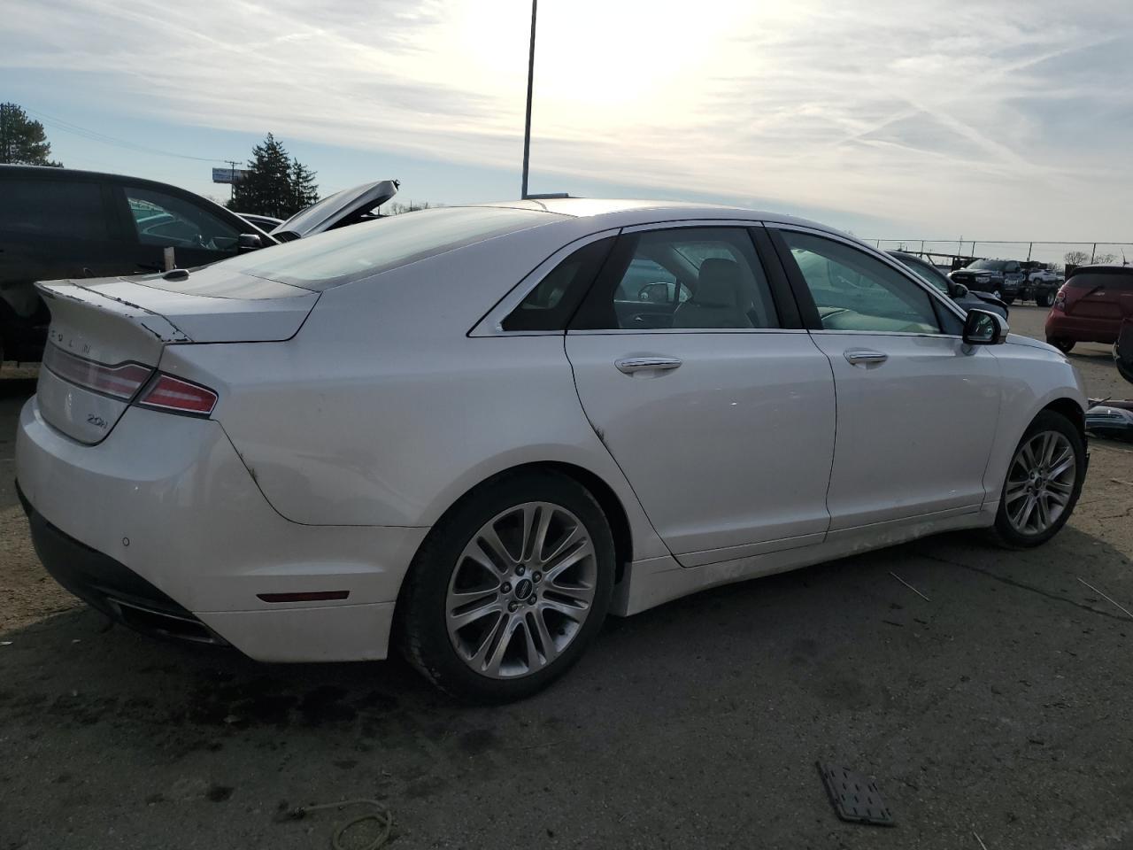 2014 LINCOLN MKZ HYBRID - Фото 3