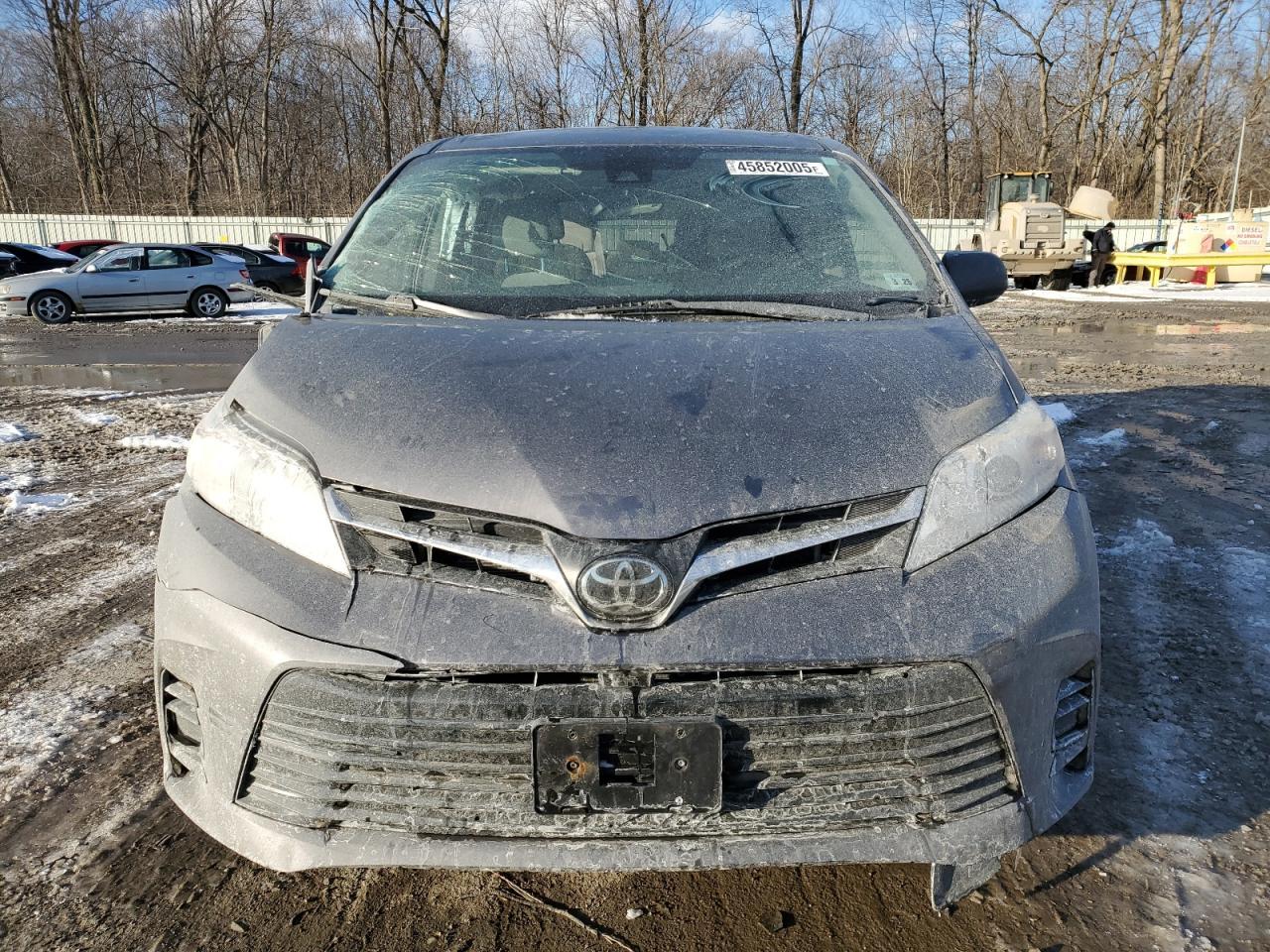 2020 TOYOTA SIENNA LE - Image 5