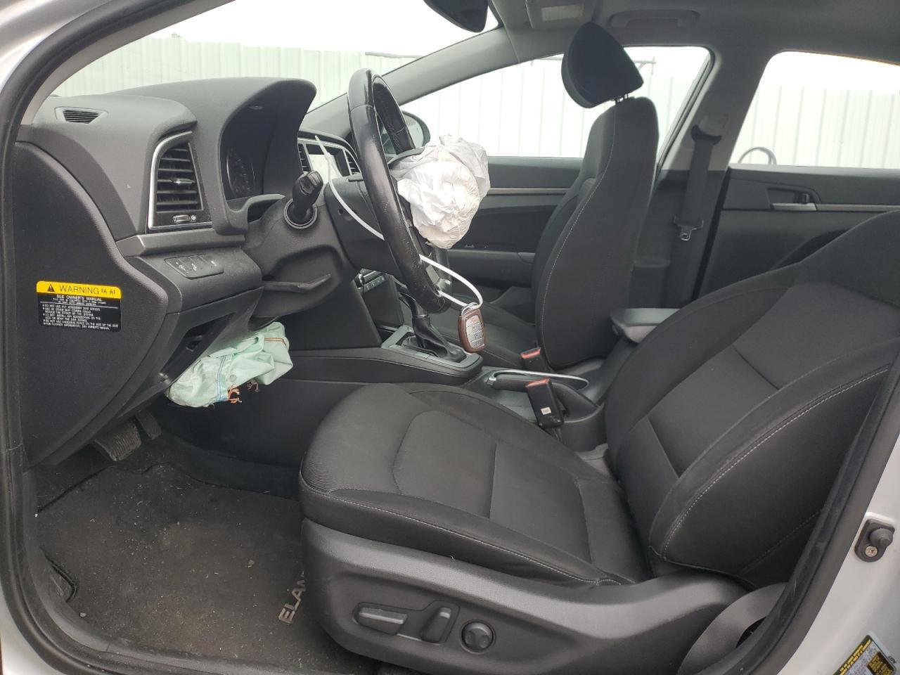 2017 HYUNDAI ELANTRA SE - Фото 7