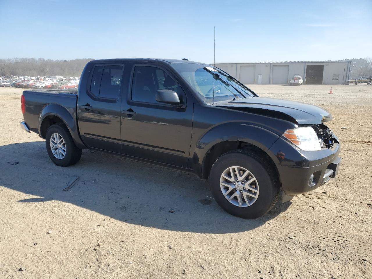 2017 NISSAN FRONTIER S - Image 4
