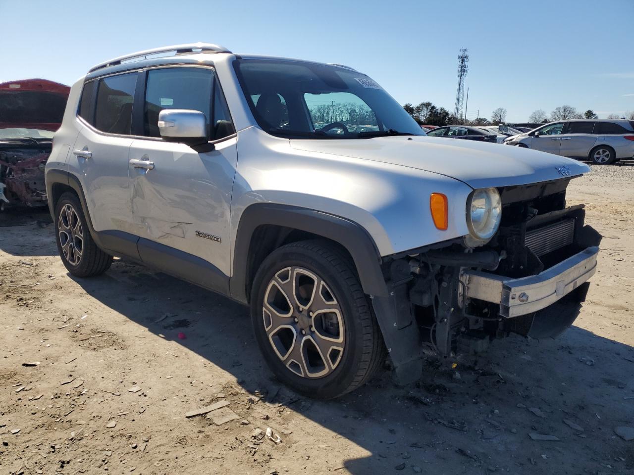 2016 JEEP RENEGADE L - Image 4