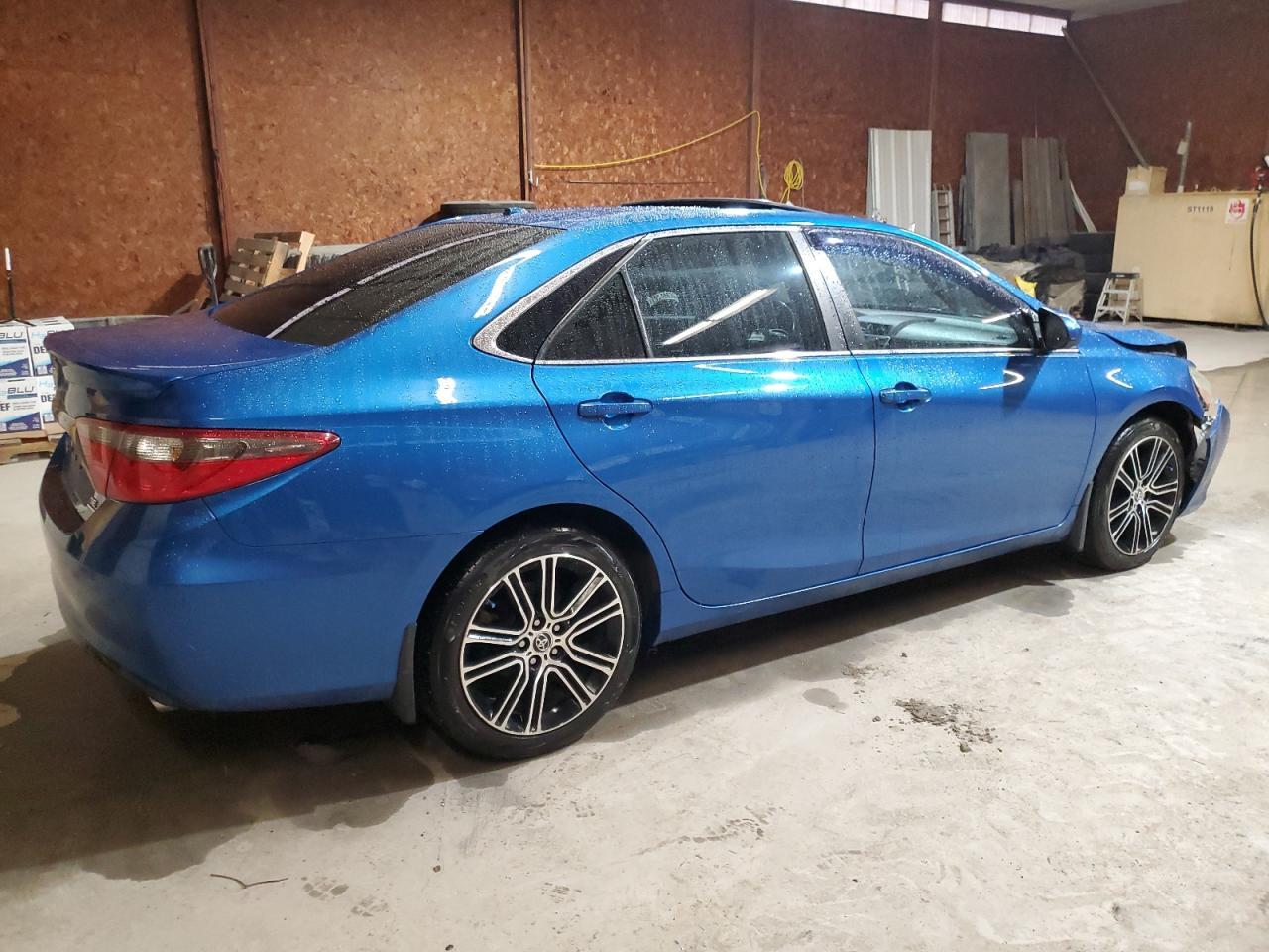 2016 TOYOTA CAMRY LE - Image 3