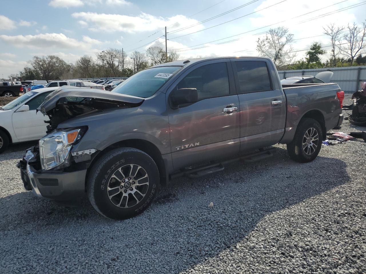 2021 NISSAN TITAN SV