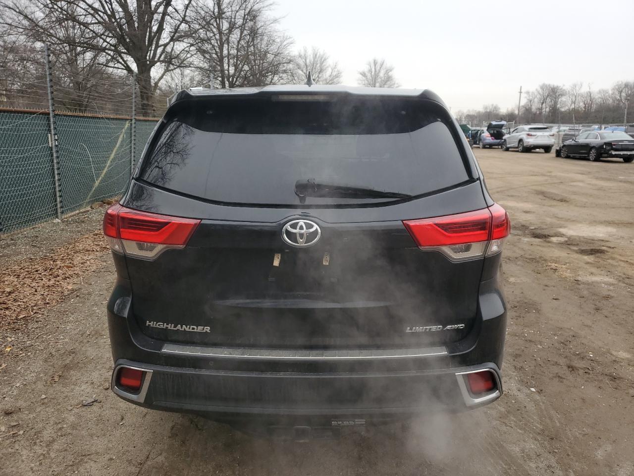 2018 TOYOTA HIGHLANDER - Фото 6