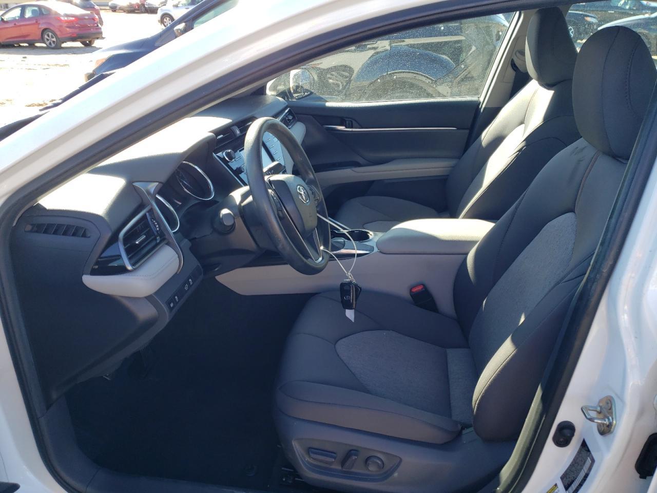 2019 TOYOTA CAMRY L - Image 7