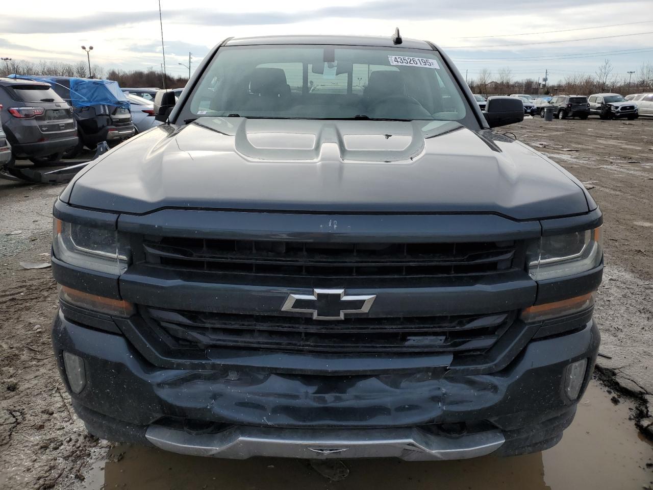 2017 CHEVROLET SILVERADO - Image 5