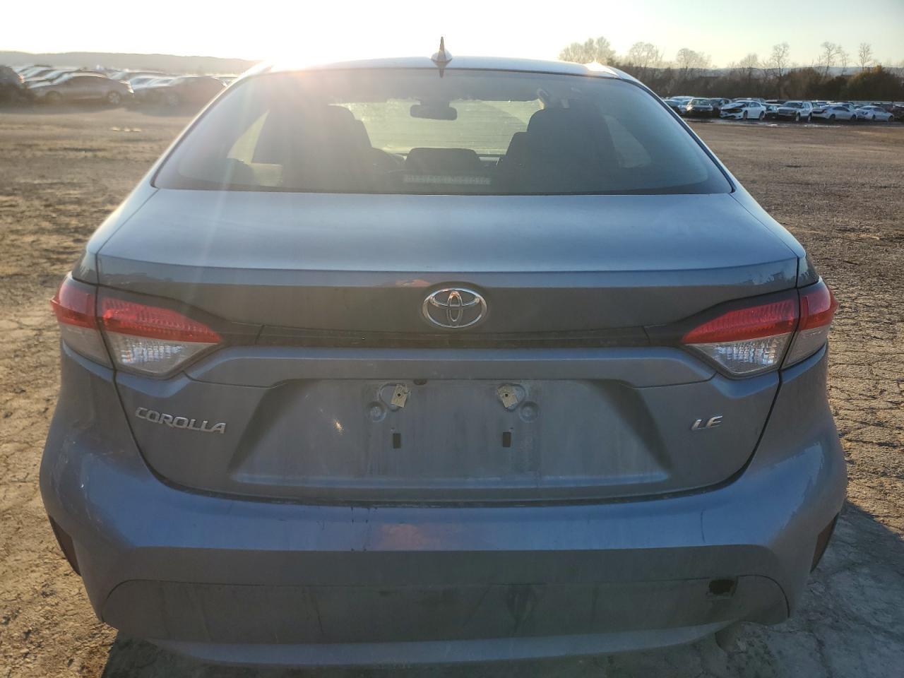 2021 TOYOTA COROLLA LE - Фото 6