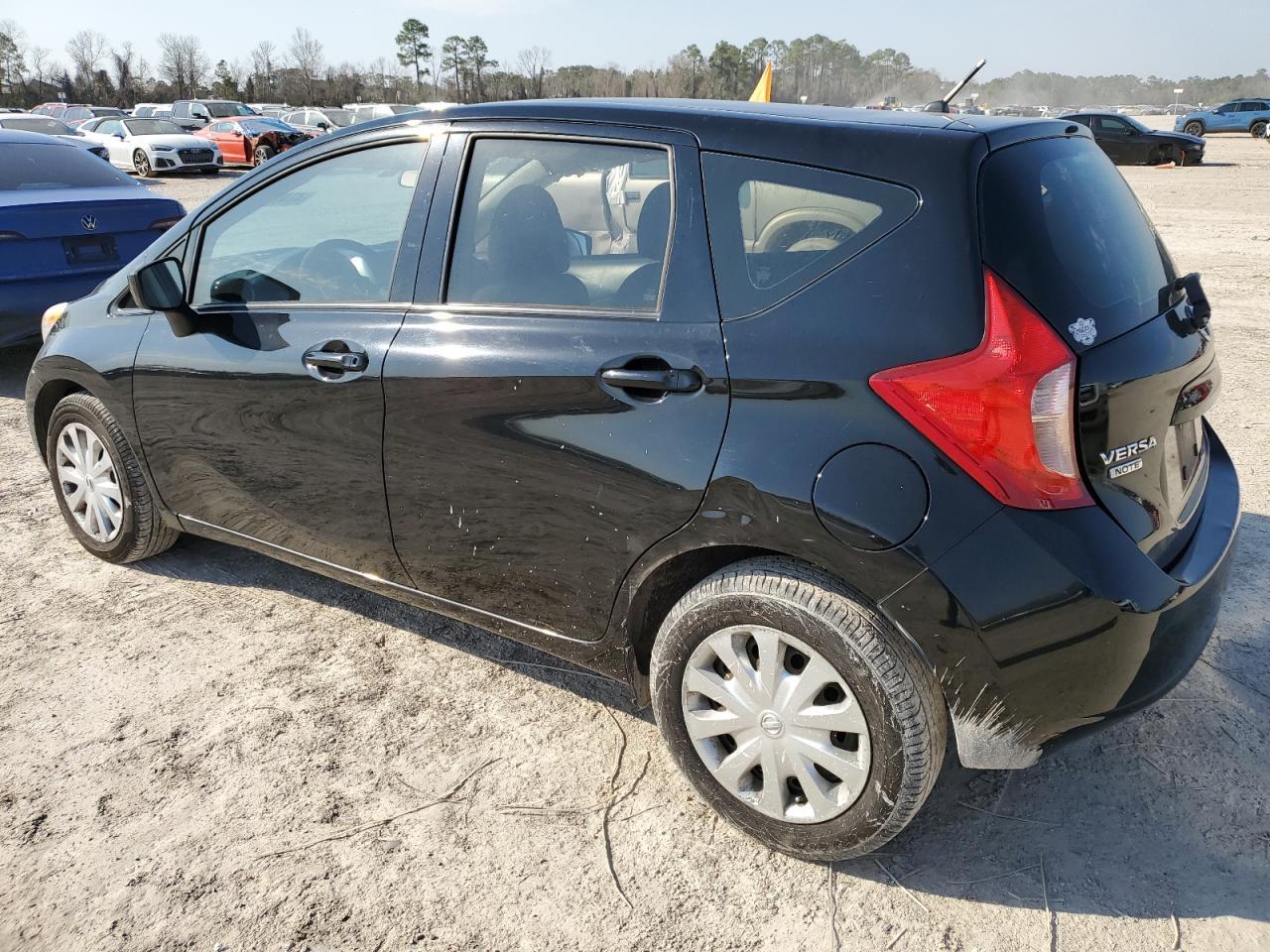 2015 NISSAN VERSA NOTE - Фото 2