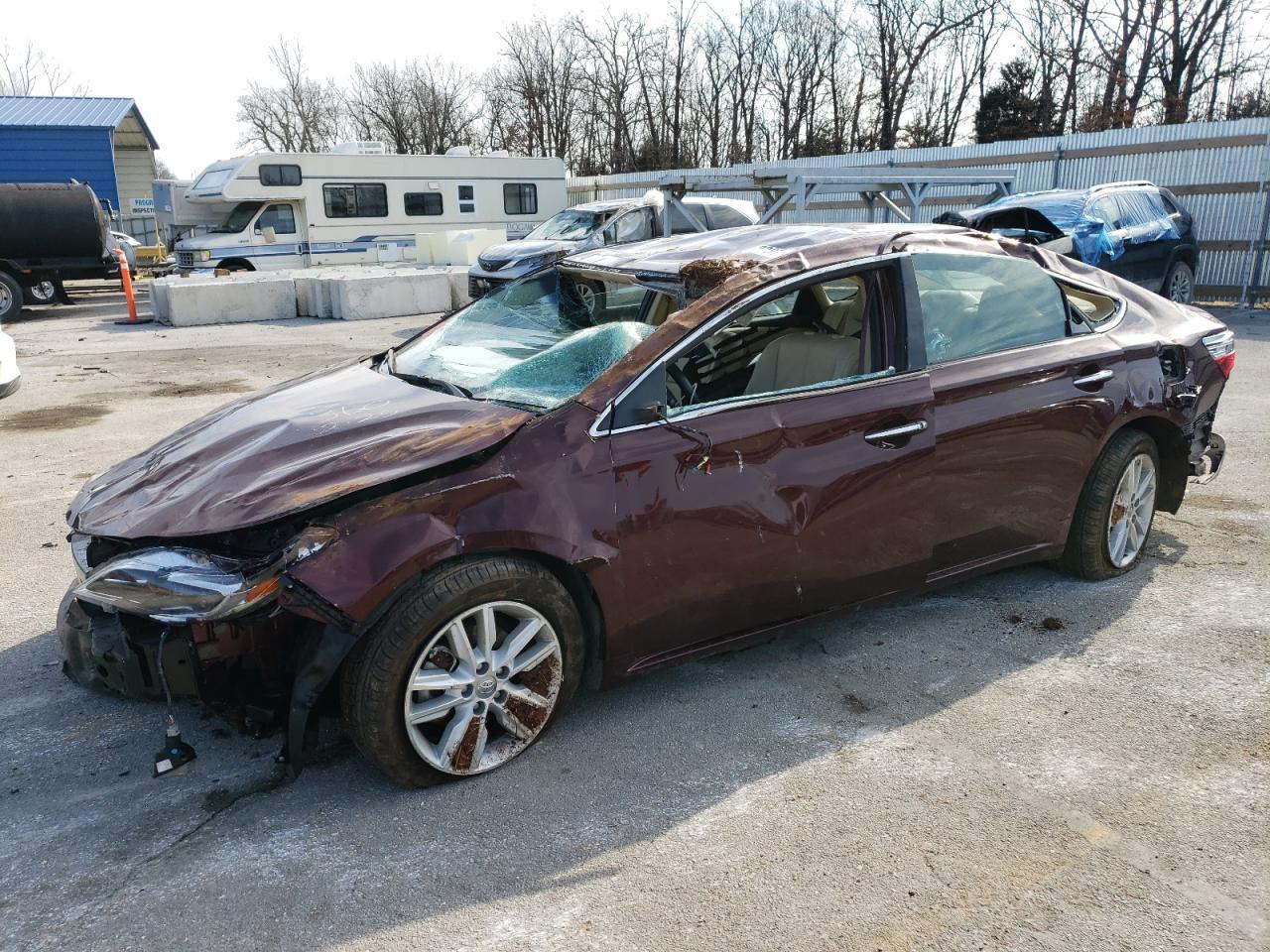 2015 TOYOTA AVALON XLE