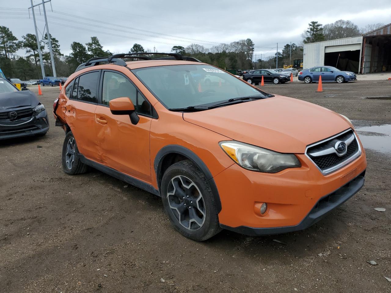 2014 SUBARU XV CROSSTR - Image 4