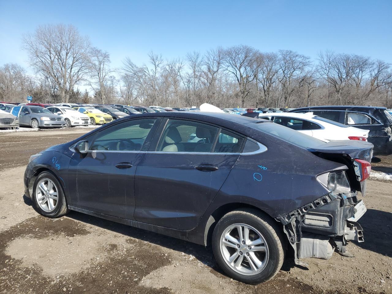 2017 CHEVROLET CRUZE LT - Фото 2