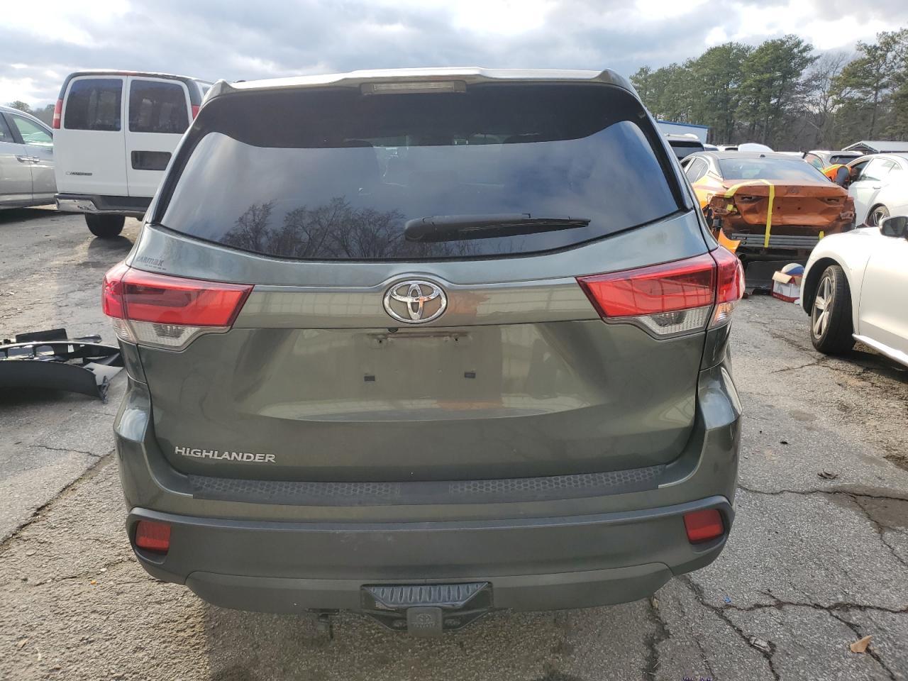 2018 TOYOTA HIGHLANDER - Фото 6