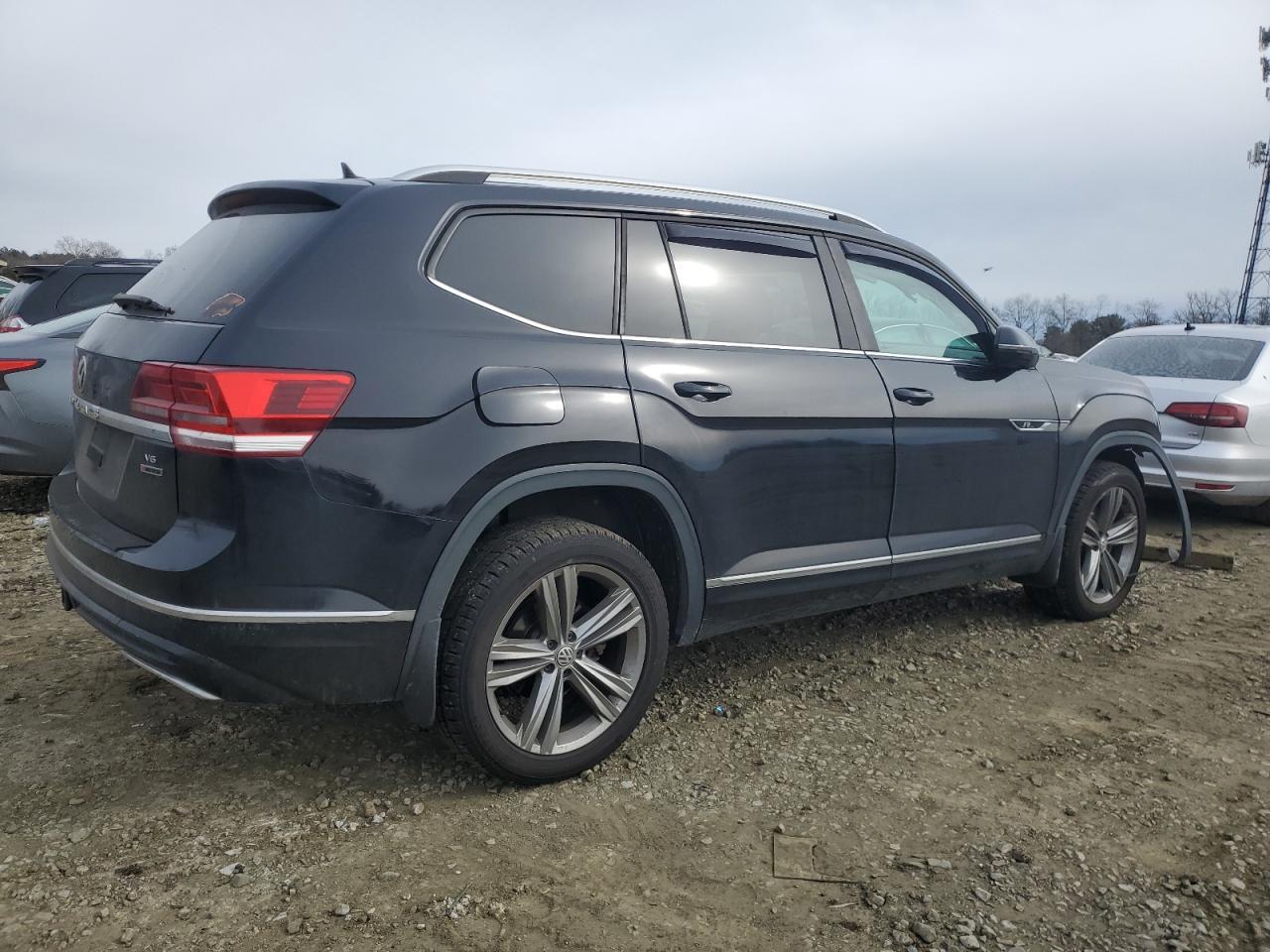 2018 VOLKSWAGEN ATLAS SEL - Image 3