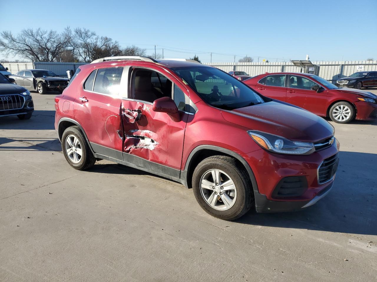 2019 CHEVROLET TRAX 1LT - Фото 4