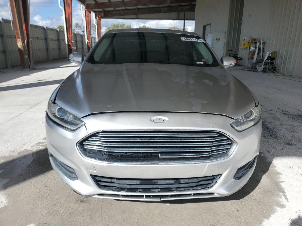2013 FORD FUSION SE - Image 5