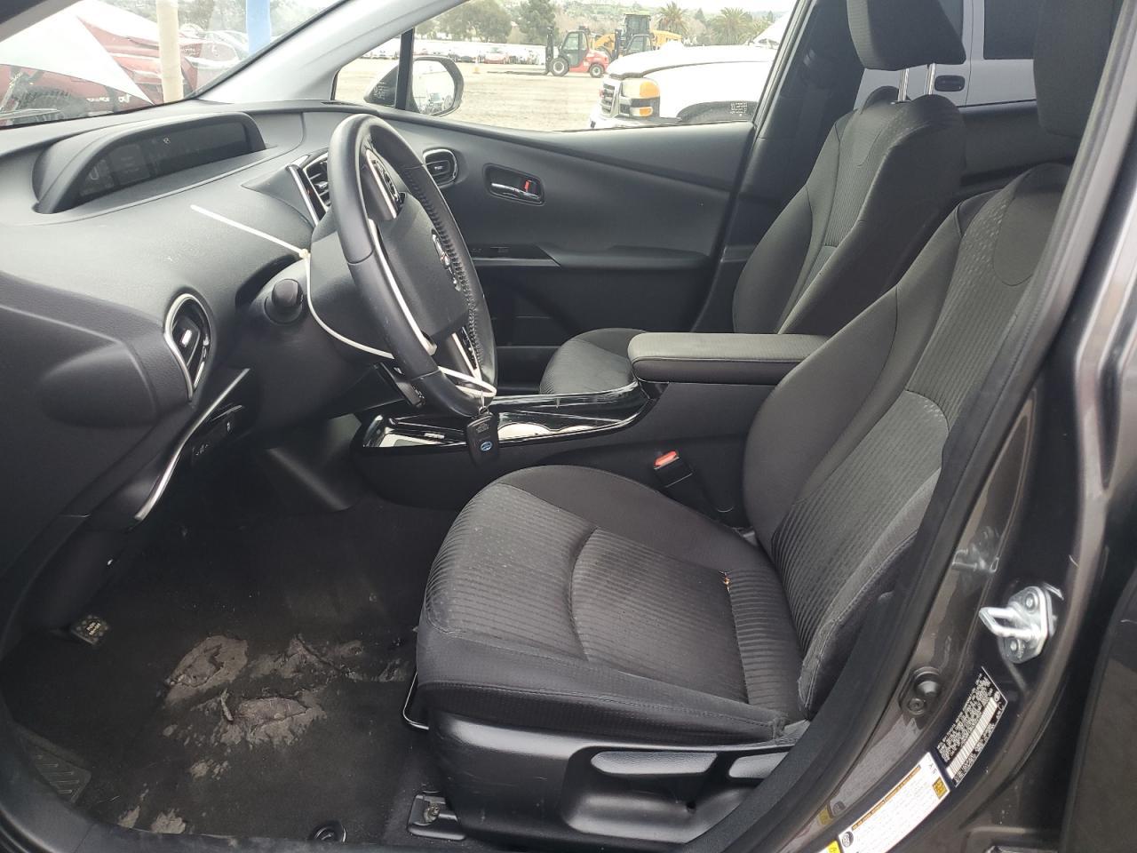 2016 TOYOTA PRIUS - Image 7