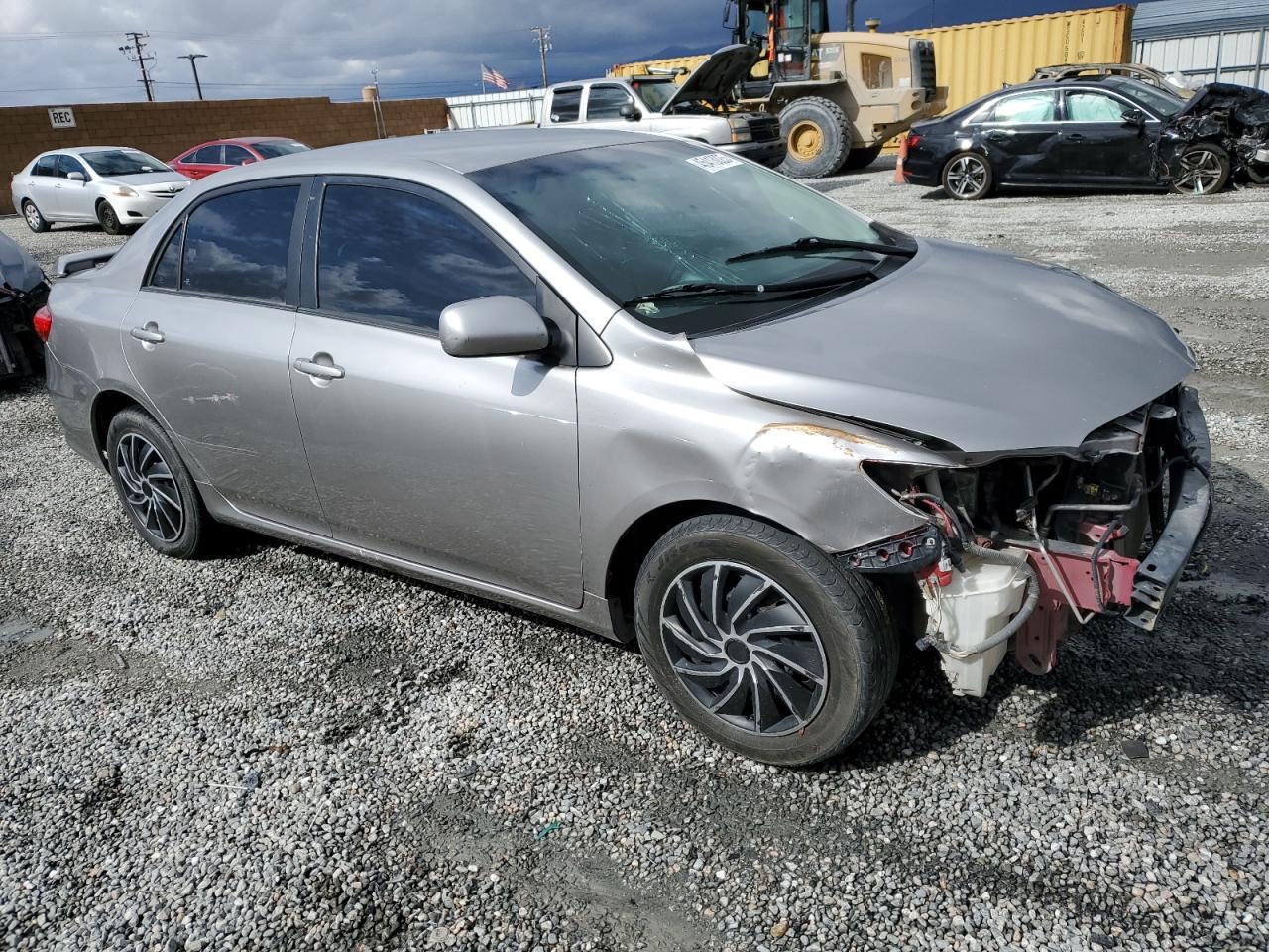 2013 TOYOTA COROLLA BA - Фото 4