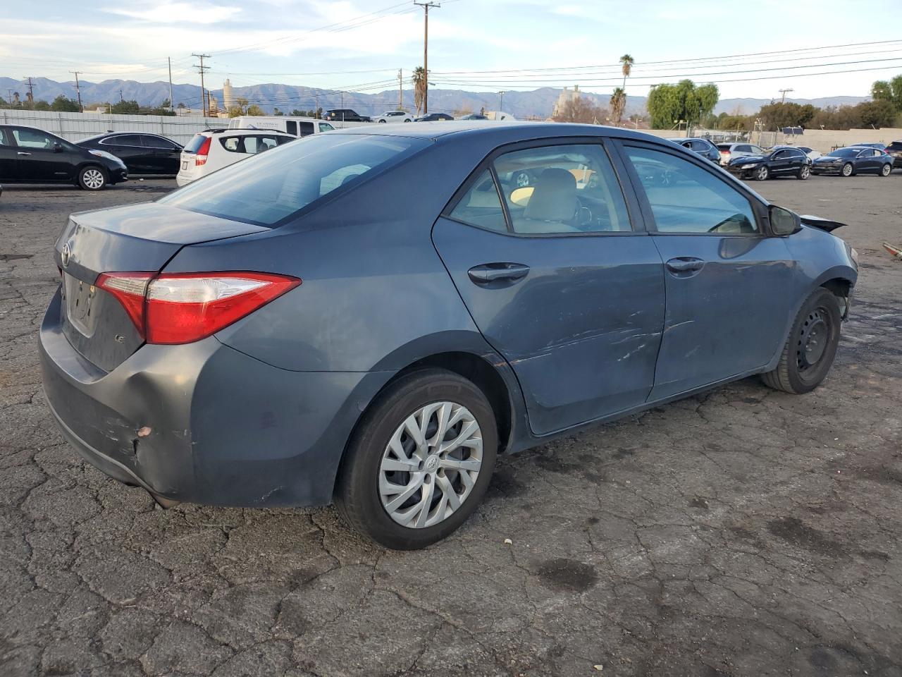 2015 TOYOTA COROLLA L - Image 3