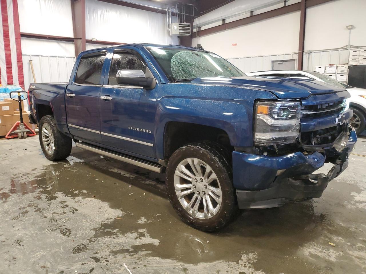 2017 CHEVROLET SILVERADO - Фото 4