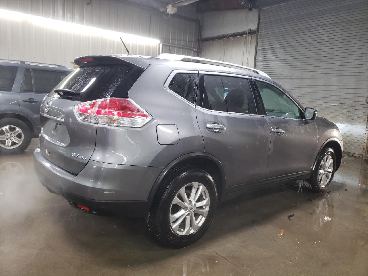 2015 NISSAN ROGUE S - Фото 3