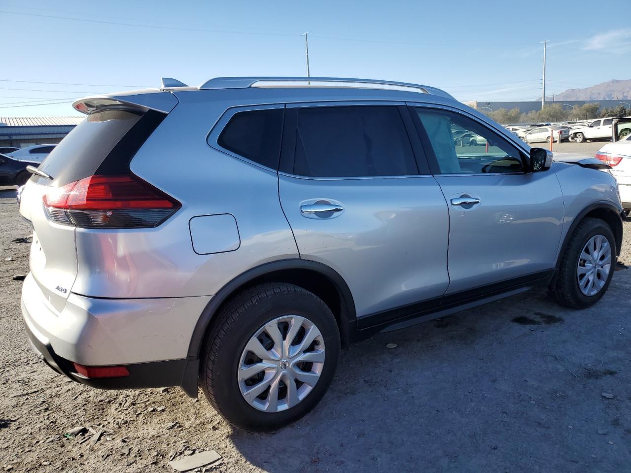 2017 NISSAN ROGUE S - Image 3