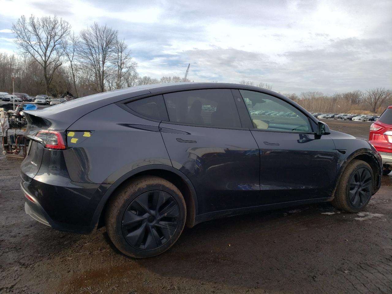 2024 TESLA MODEL Y - Image 3