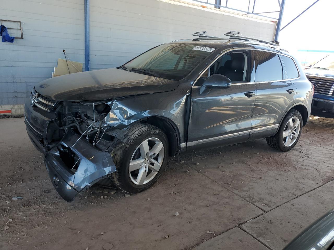 2014 VOLKSWAGEN TOUAREG V6
