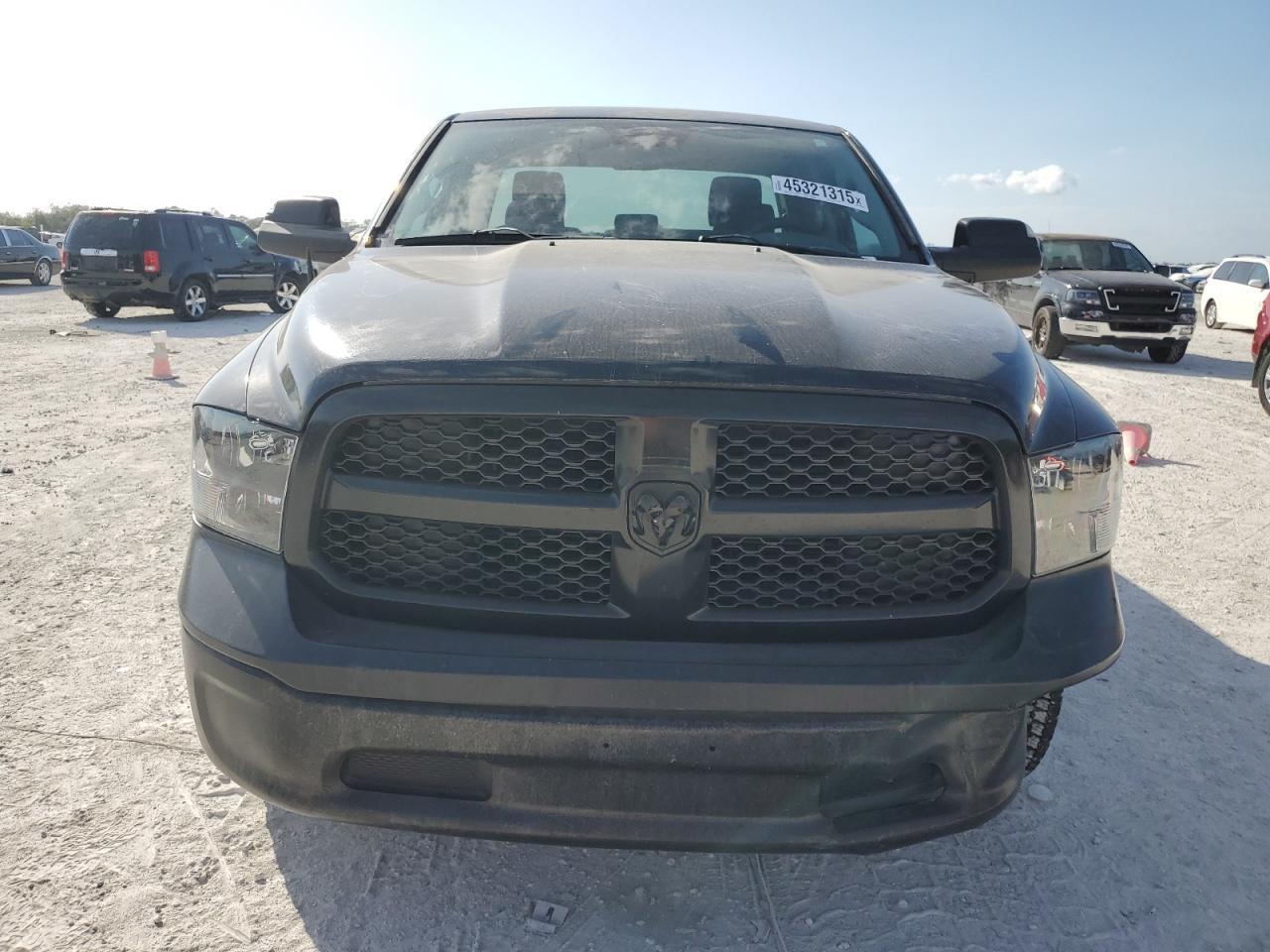 2014 RAM 1500 ST - Фото 5