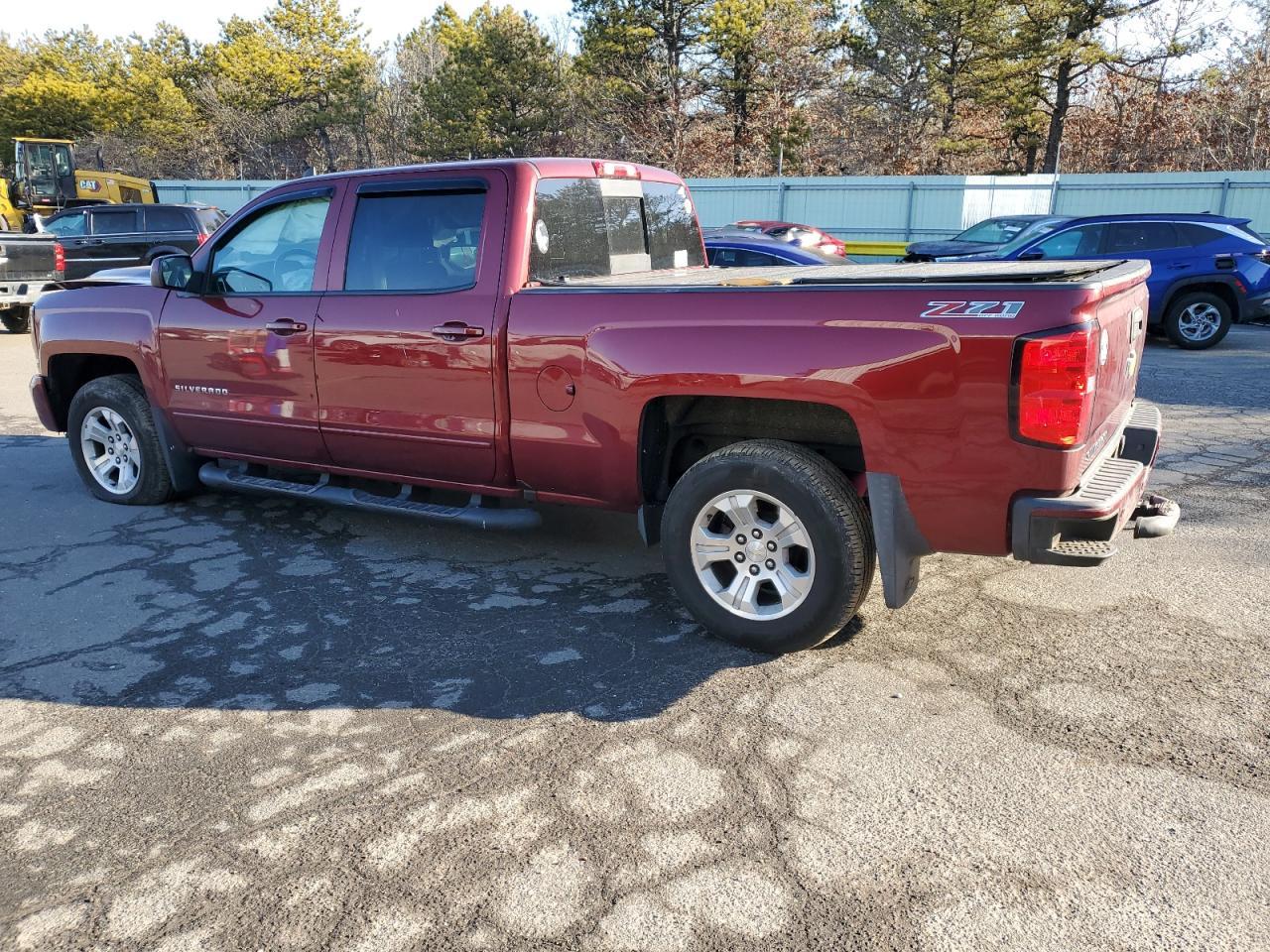 2017 CHEVROLET SILVERADO - Фото 2