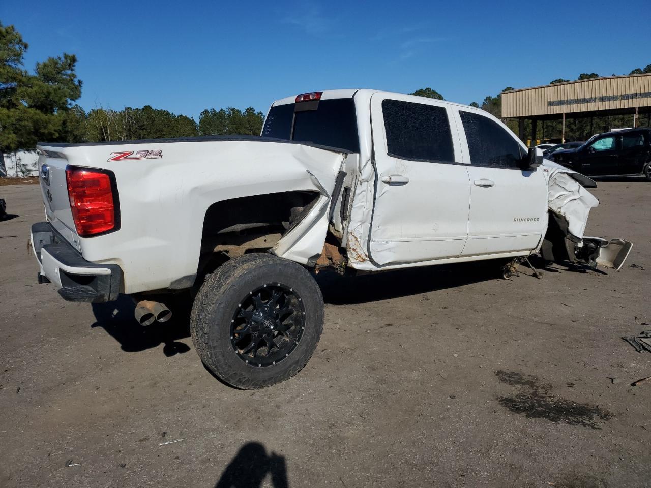 2016 CHEVROLET SILVERADO - Image 3