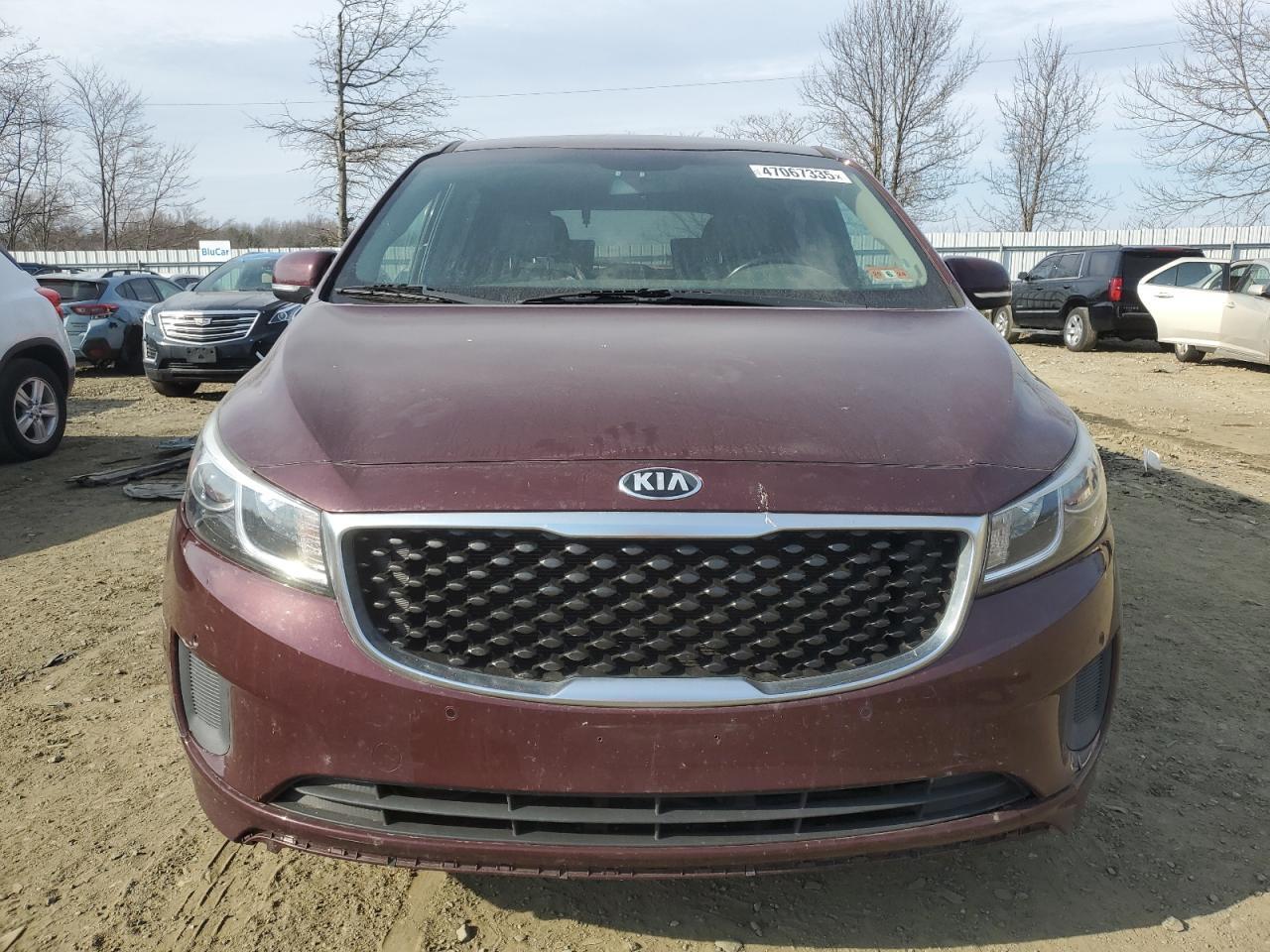 2017 KIA SEDONA LX - Image 5