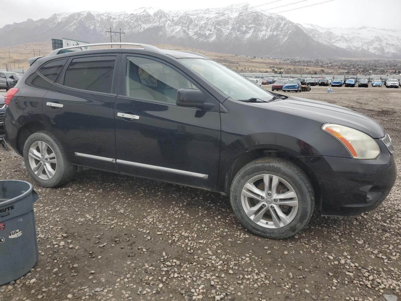 2013 NISSAN ROGUE S - Image 4
