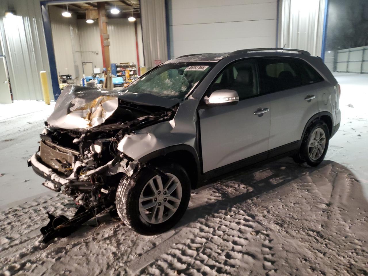 2014 KIA SORENTO LX