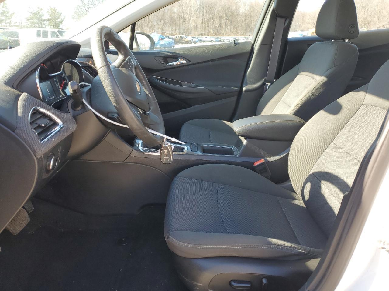 2017 CHEVROLET CRUZE LT - Image 7