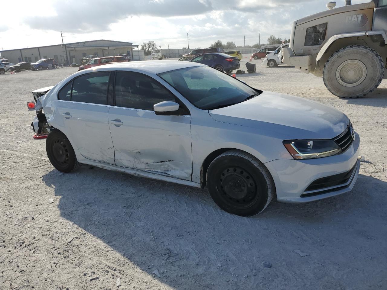 2017 VOLKSWAGEN JETTA S - Image 4
