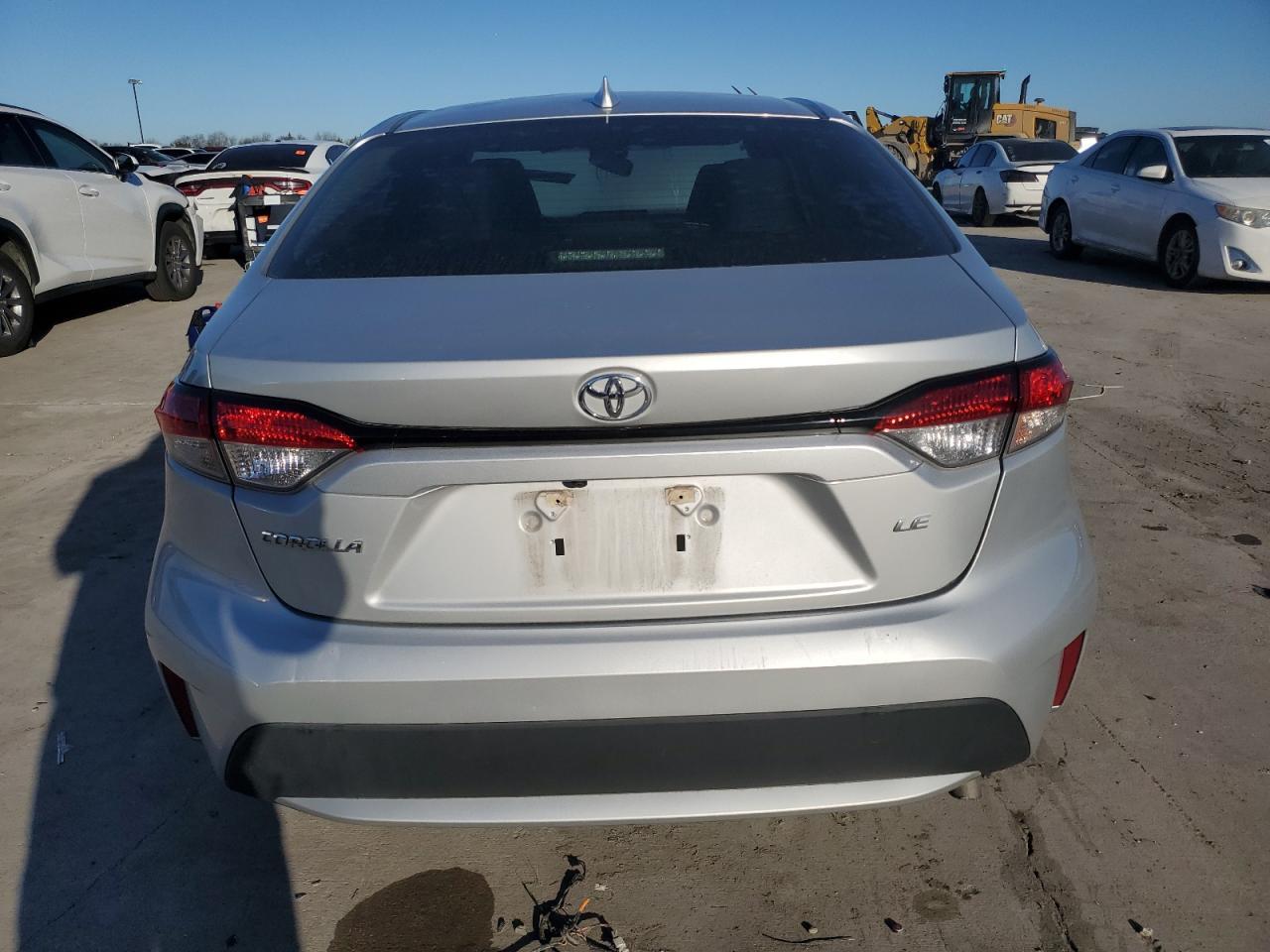 2021 TOYOTA COROLLA LE - Фото 6