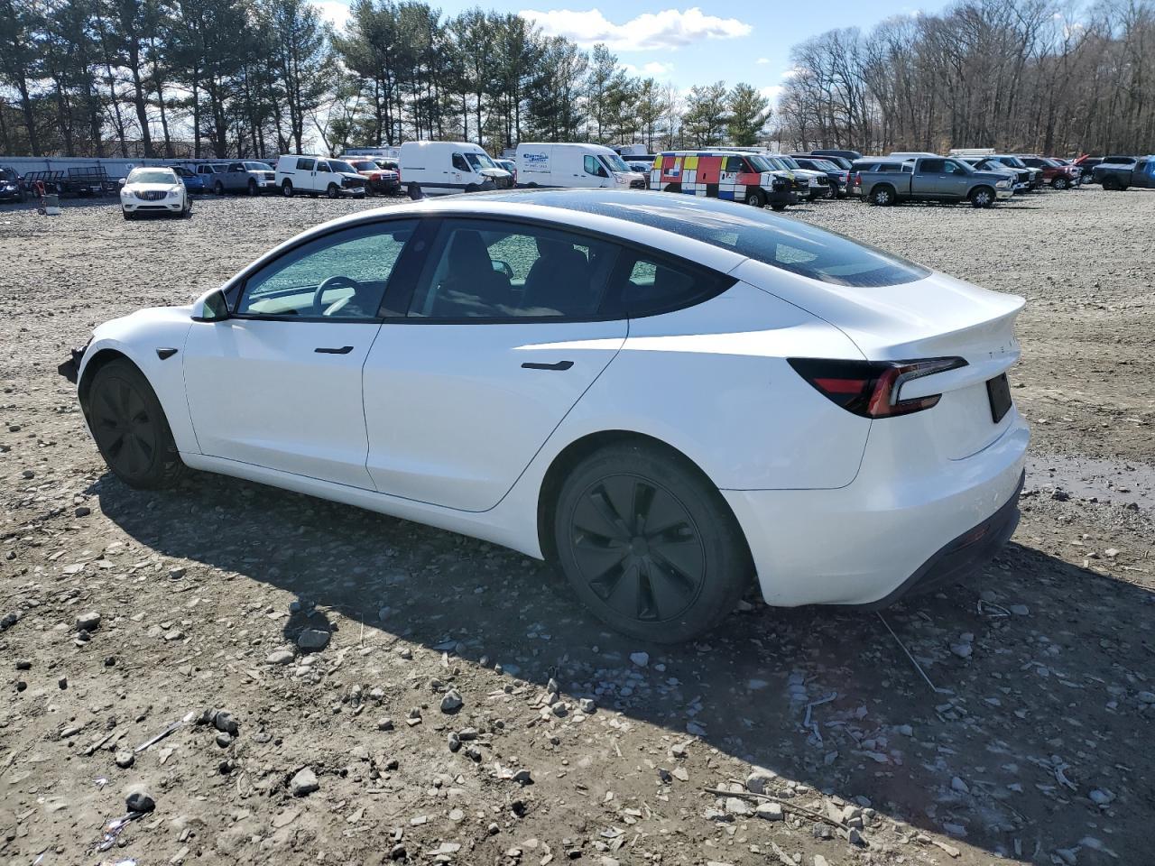2024 TESLA MODEL 3 - Фото 2