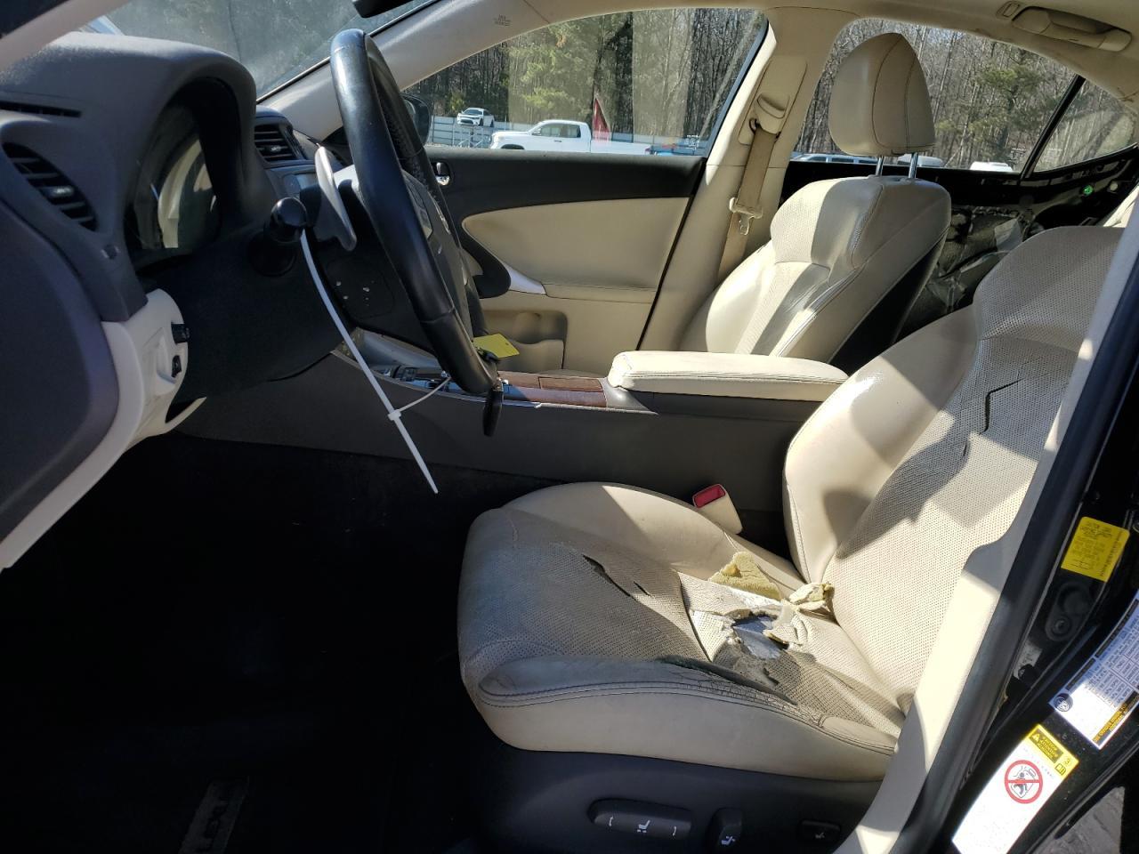 2011 LEXUS IS 250 - Фото 7