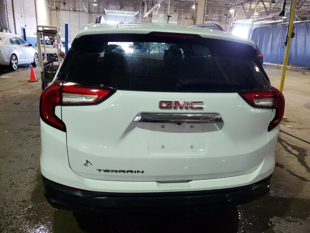 2023 GMC TERRAIN SL - Фото 6