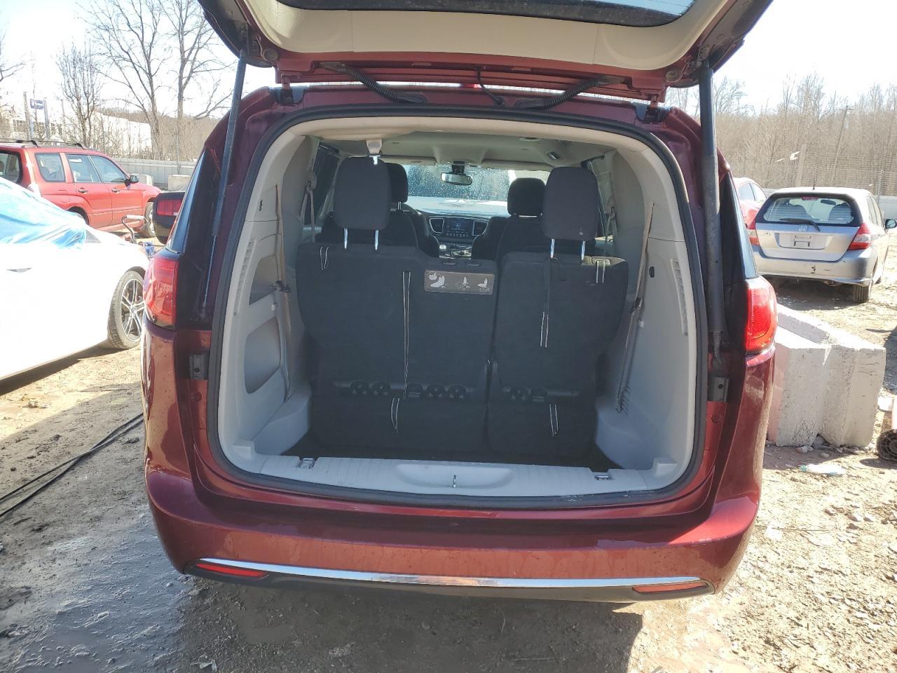 2017 CHRYSLER PACIFICA T - Image 6