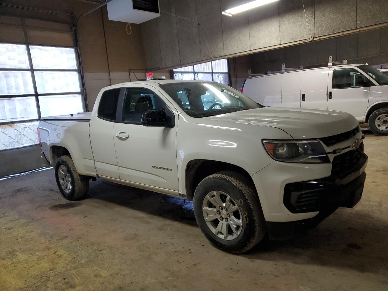 2021 CHEVROLET COLORADO L - Фото 4