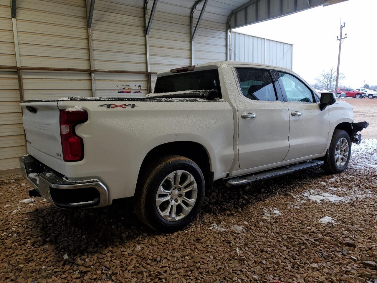 2023 CHEVROLET SILVERADO - Фото 3