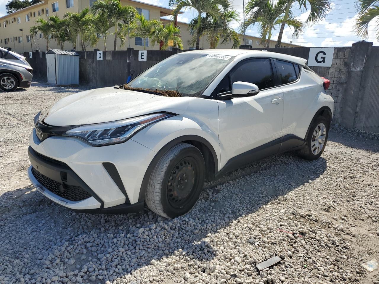 2021 TOYOTA C-HR XLE
