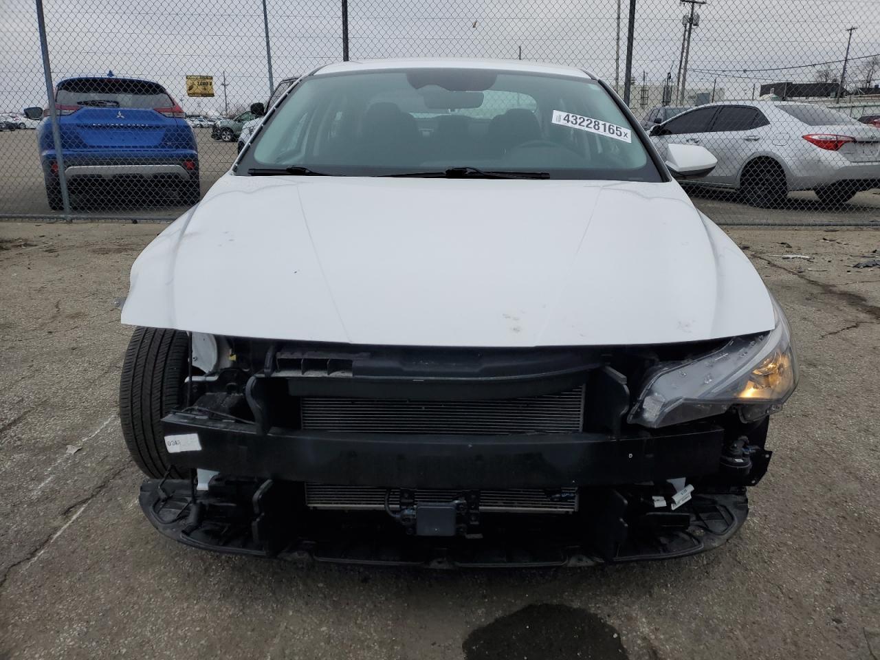 2022 HYUNDAI ELANTRA SE - Фото 5