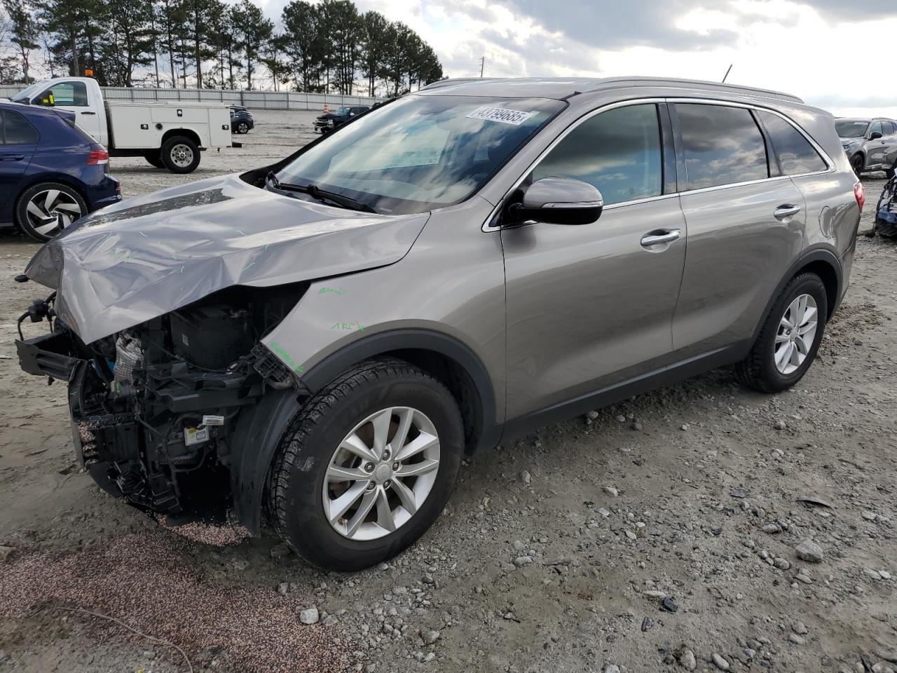 2017 KIA SORENTO LX