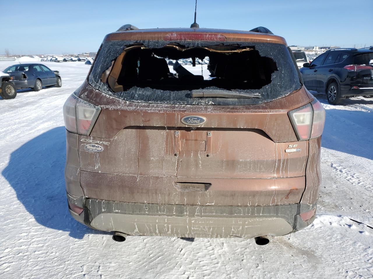 2017 FORD ESCAPE SE - Фото 6