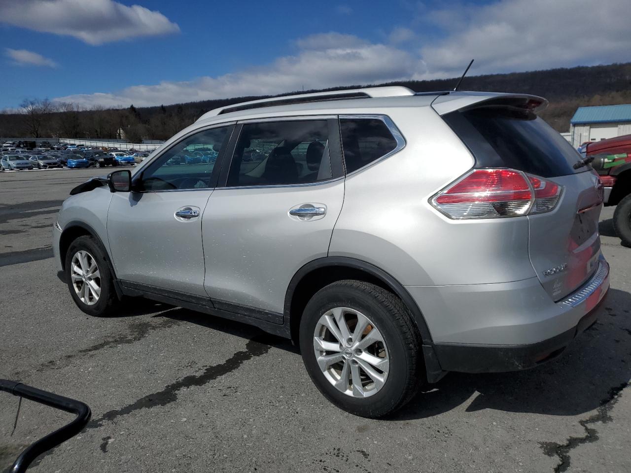 2016 NISSAN ROGUE S - Image 2