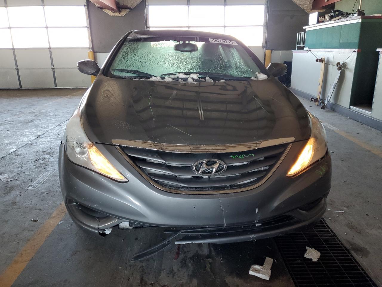 2013 HYUNDAI SONATA GLS - Image 5